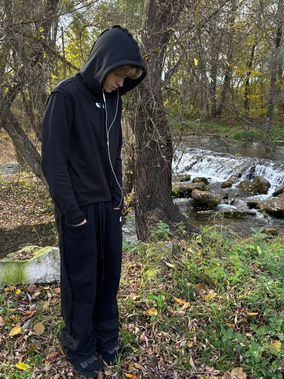 02 pants