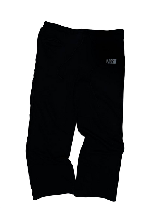 02 pants